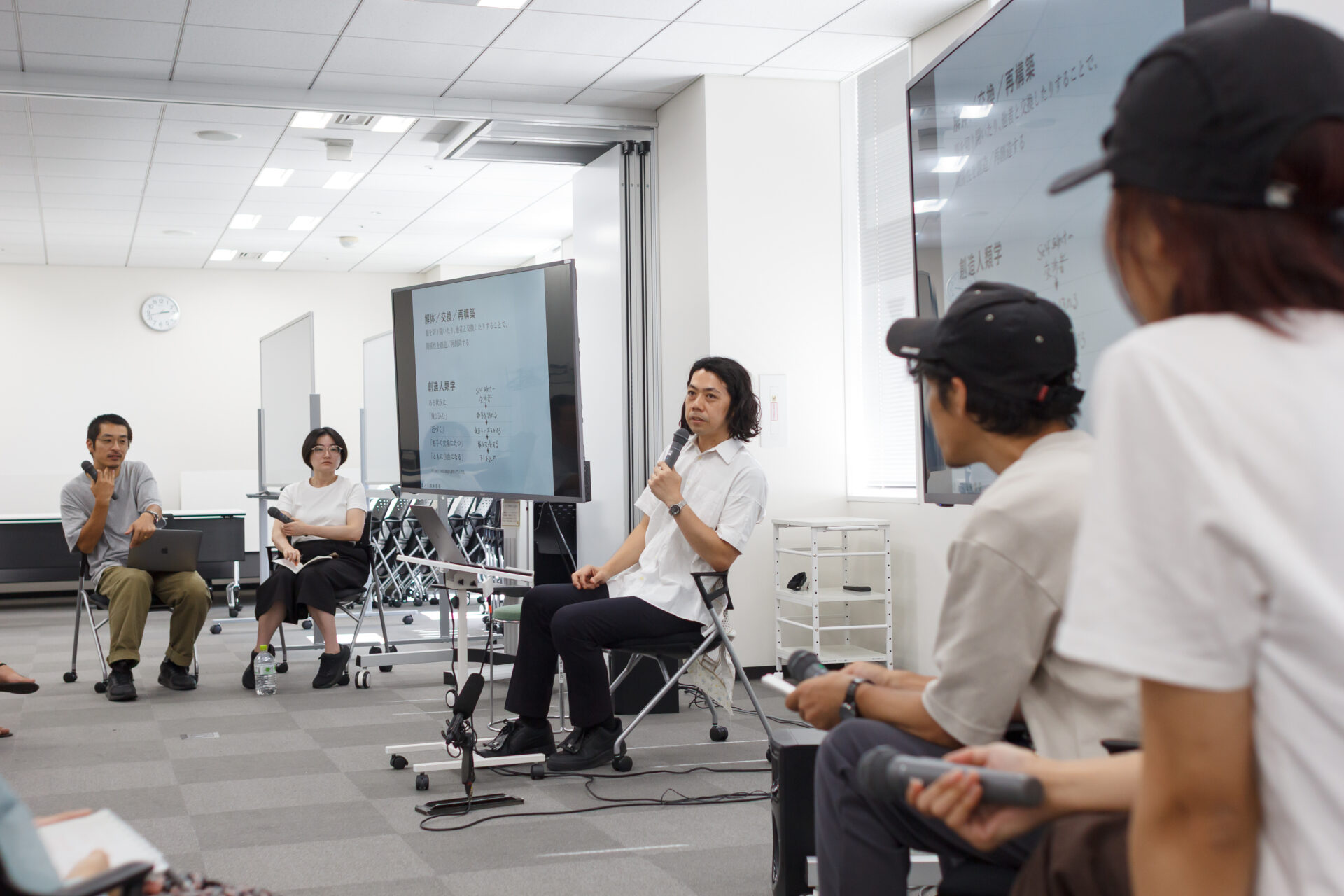 2025年8月3日（日）　講師：西尾美也/「装いとアイデンティティ」